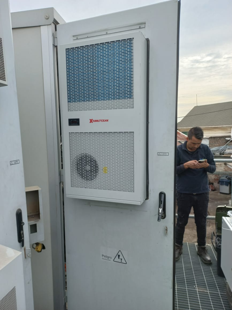 Thank you Chilean customers for choosing our cabinet air conditioners for 5G base stations缩略图 Thank you Chilean customers for choosing our cabinet air conditioners for 5G base stations缩略图